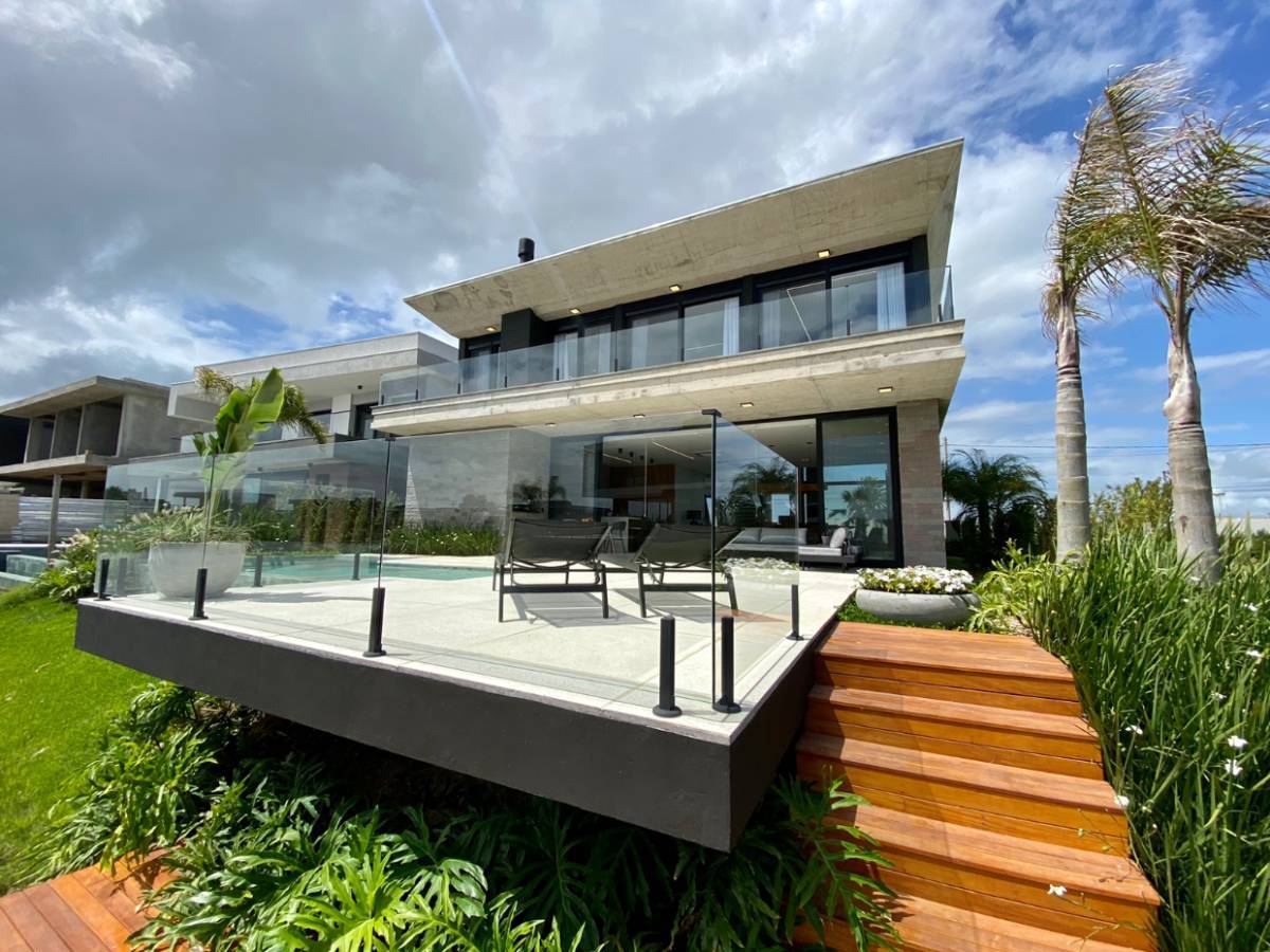 Casa em Condomínio 5 dormitórios para venda, Xangri-lá em Xangri-lá | Ref.: 12409