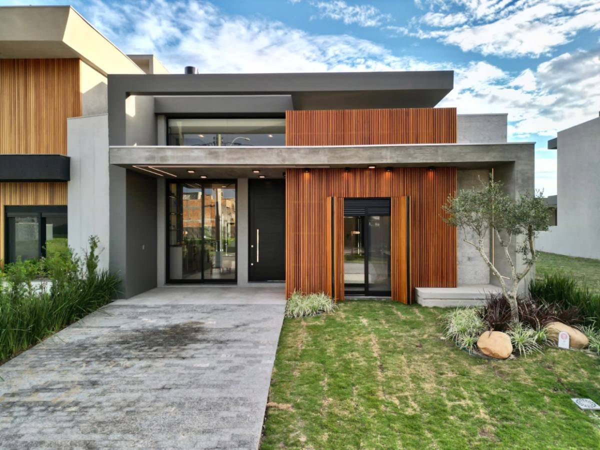 Casa em Condomínio 4 dormitórios para venda, Centro em Xangri-lá | Ref.: 13073