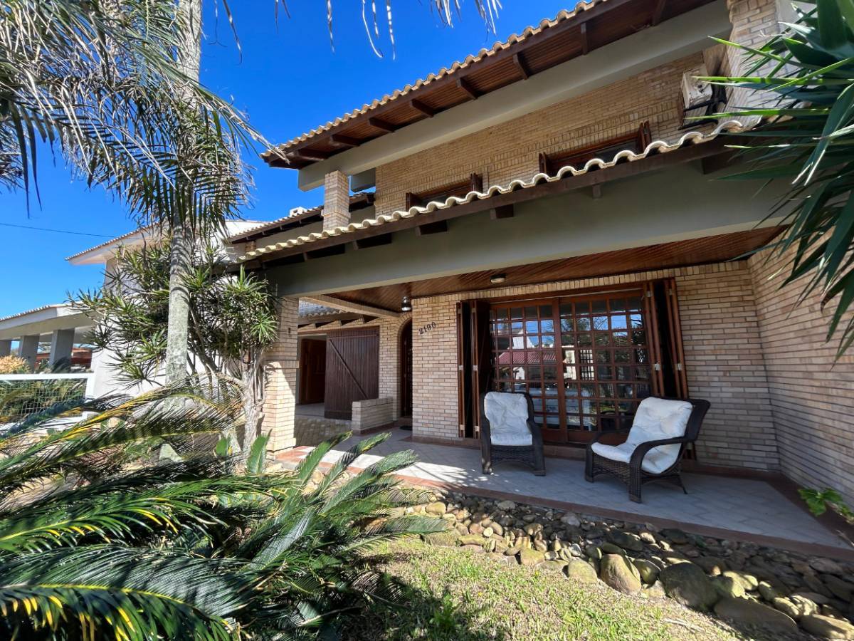 Casa 4 dormitórios para venda, Centro em Xangri lá | Ref.: 15658