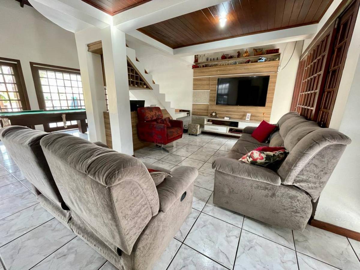 Casa 5 dormitórios para venda, Zona Nova em Capão da Canoa | Ref.: 15682