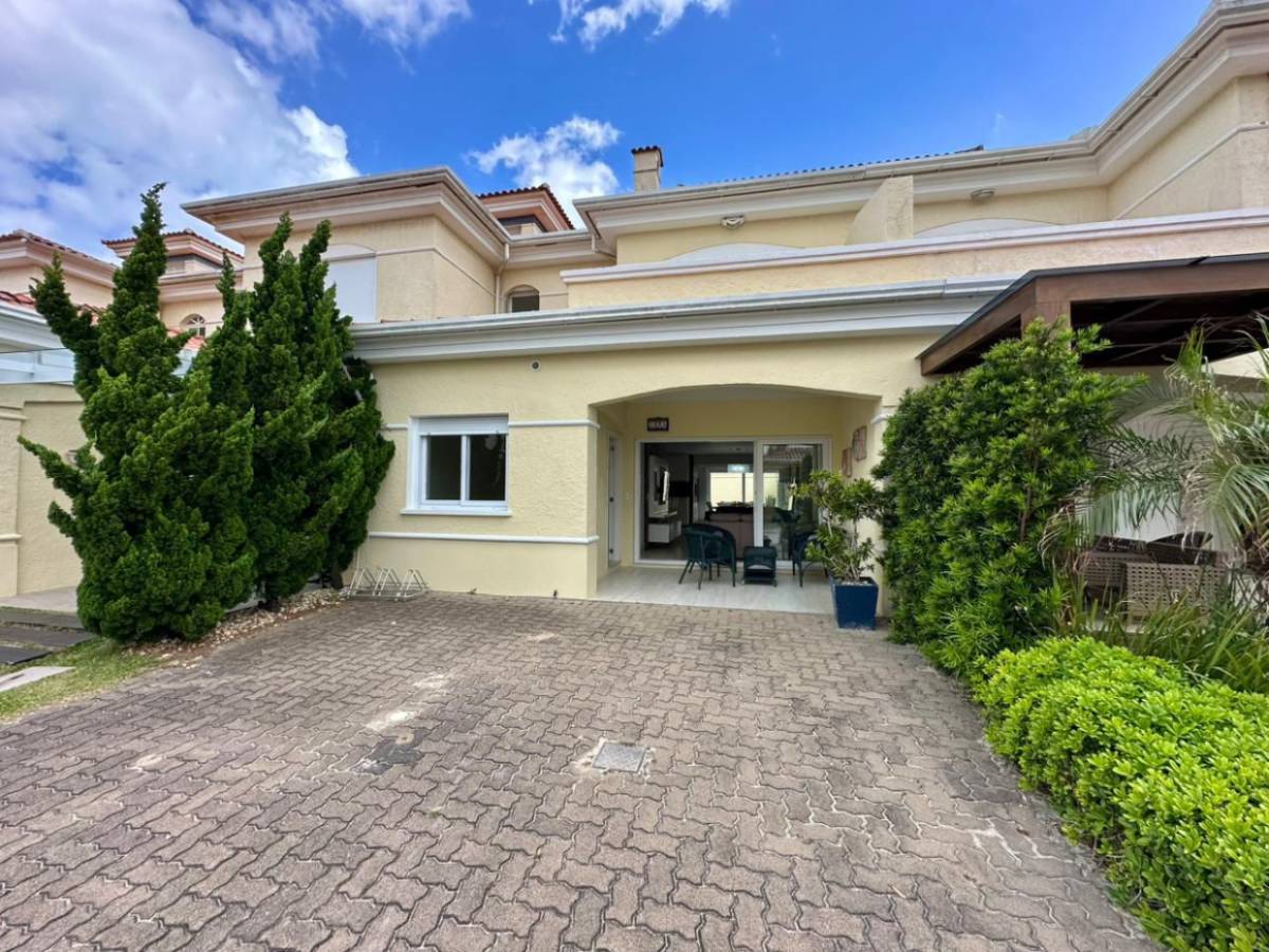 Casa 4 dormitórios para venda, Centro em Xangrilá | Ref.: 15998