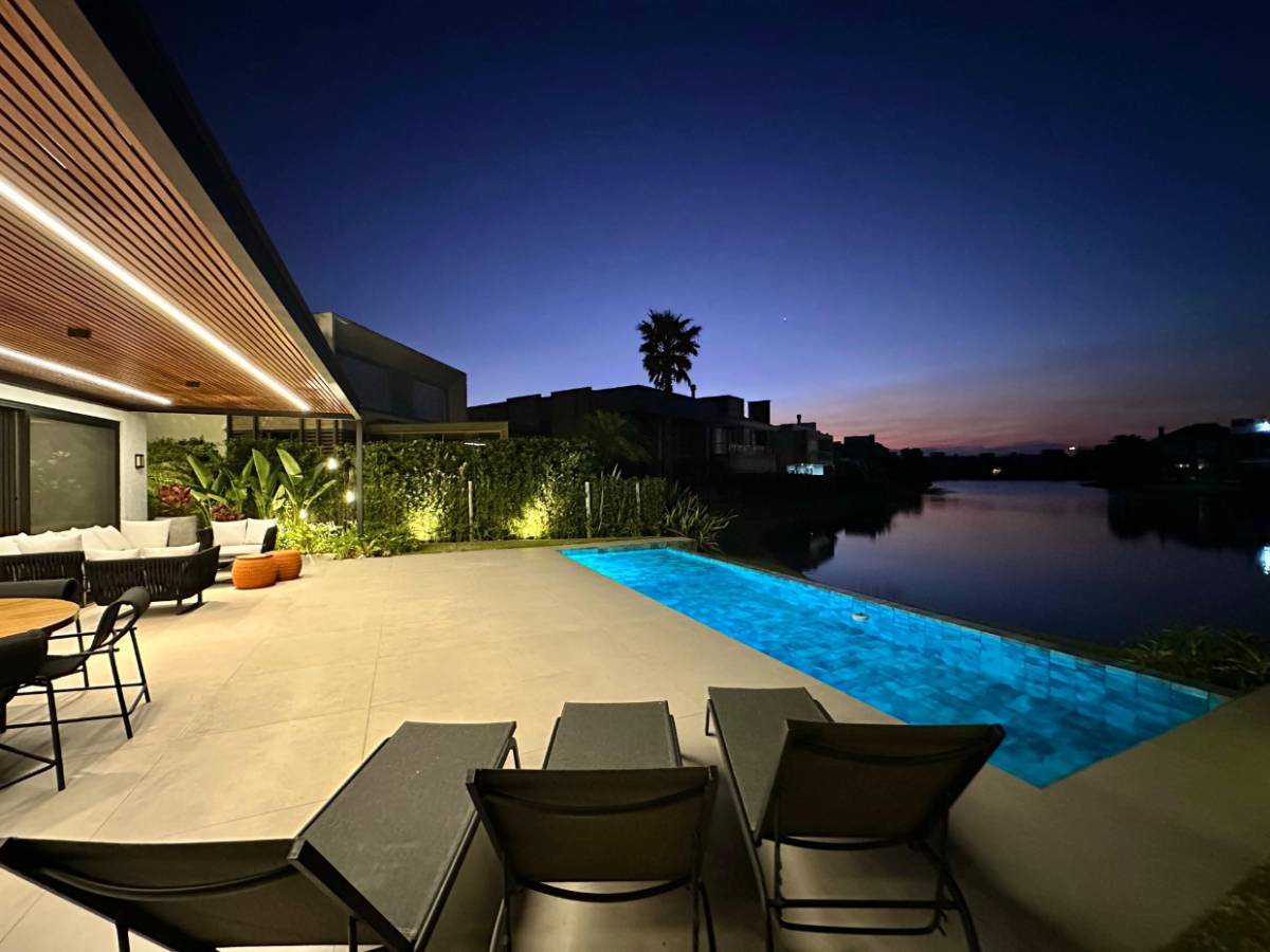 Casa em Condomínio 6 dormitórios para venda, Enseada em Xangri-lá | Ref.: 16043